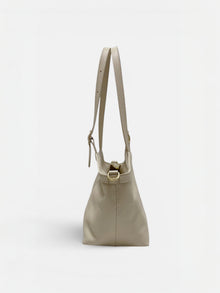 Livia-Borsa a spalla