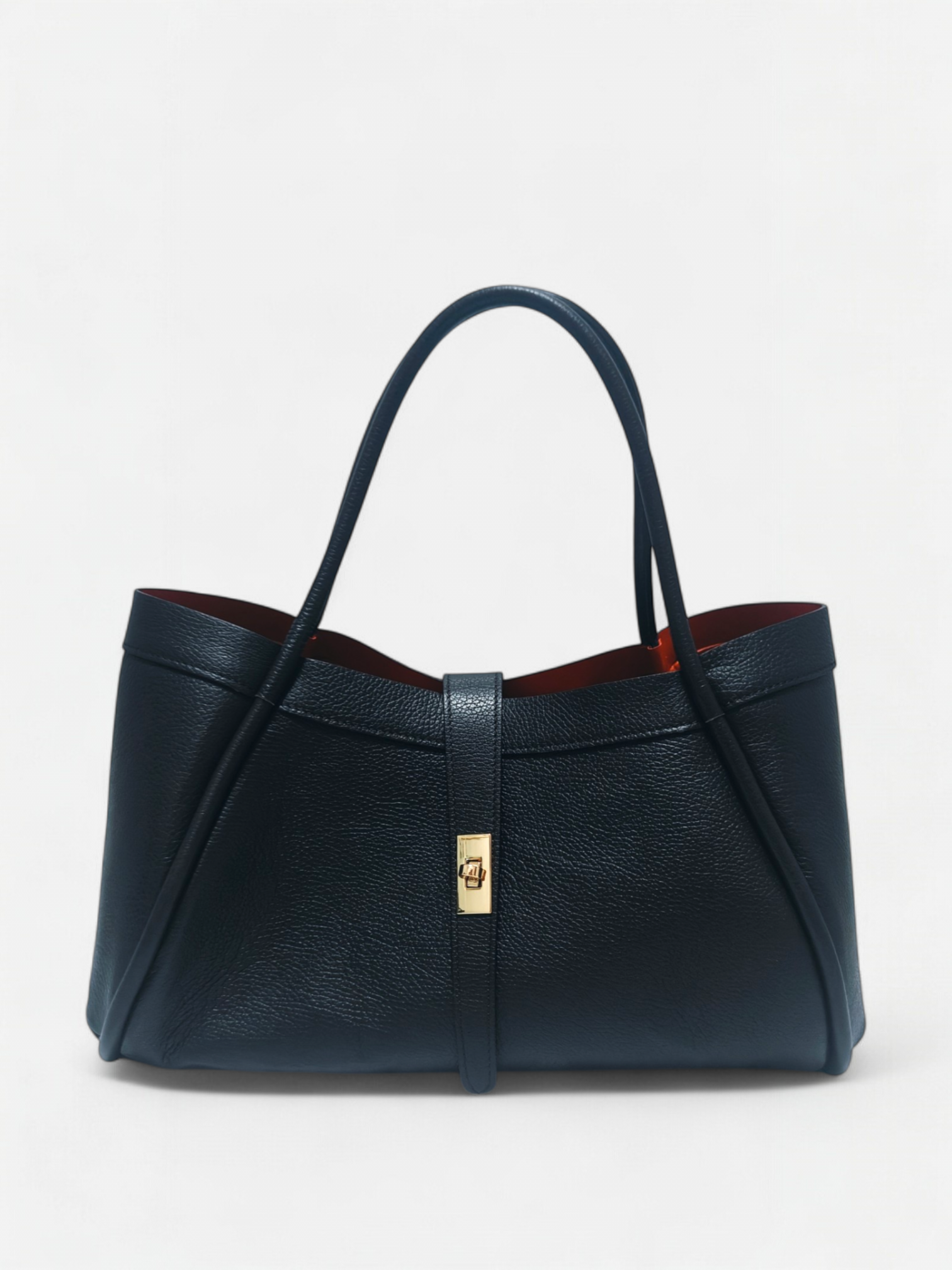 Valeria-Borsa a spalla