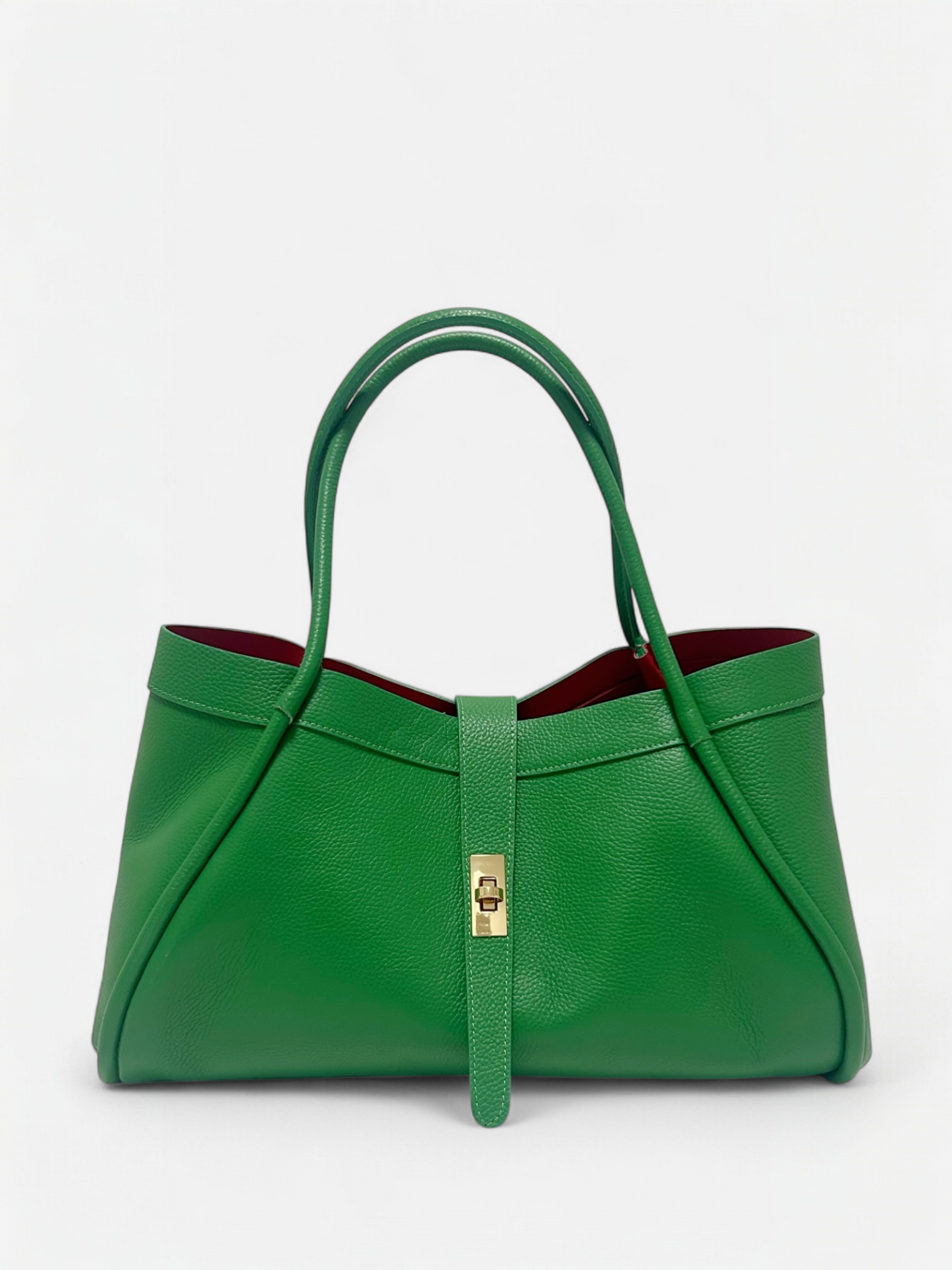 Valeria-Borsa a spalla