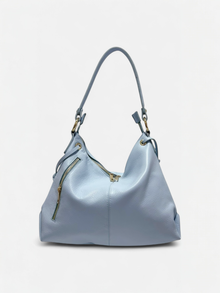 Laura-Borsa a spalla