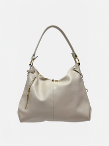 Laura-Borsa a spalla