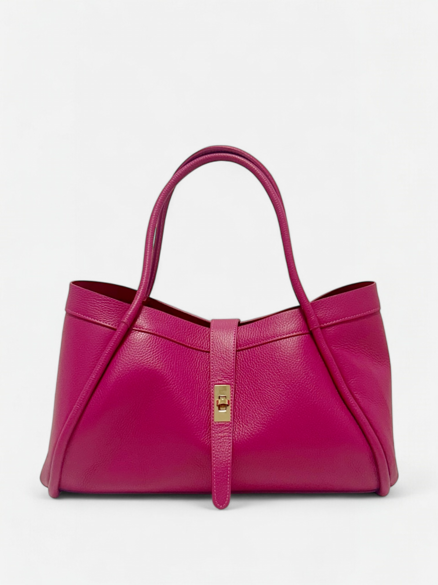 Valeria-Borsa a spalla