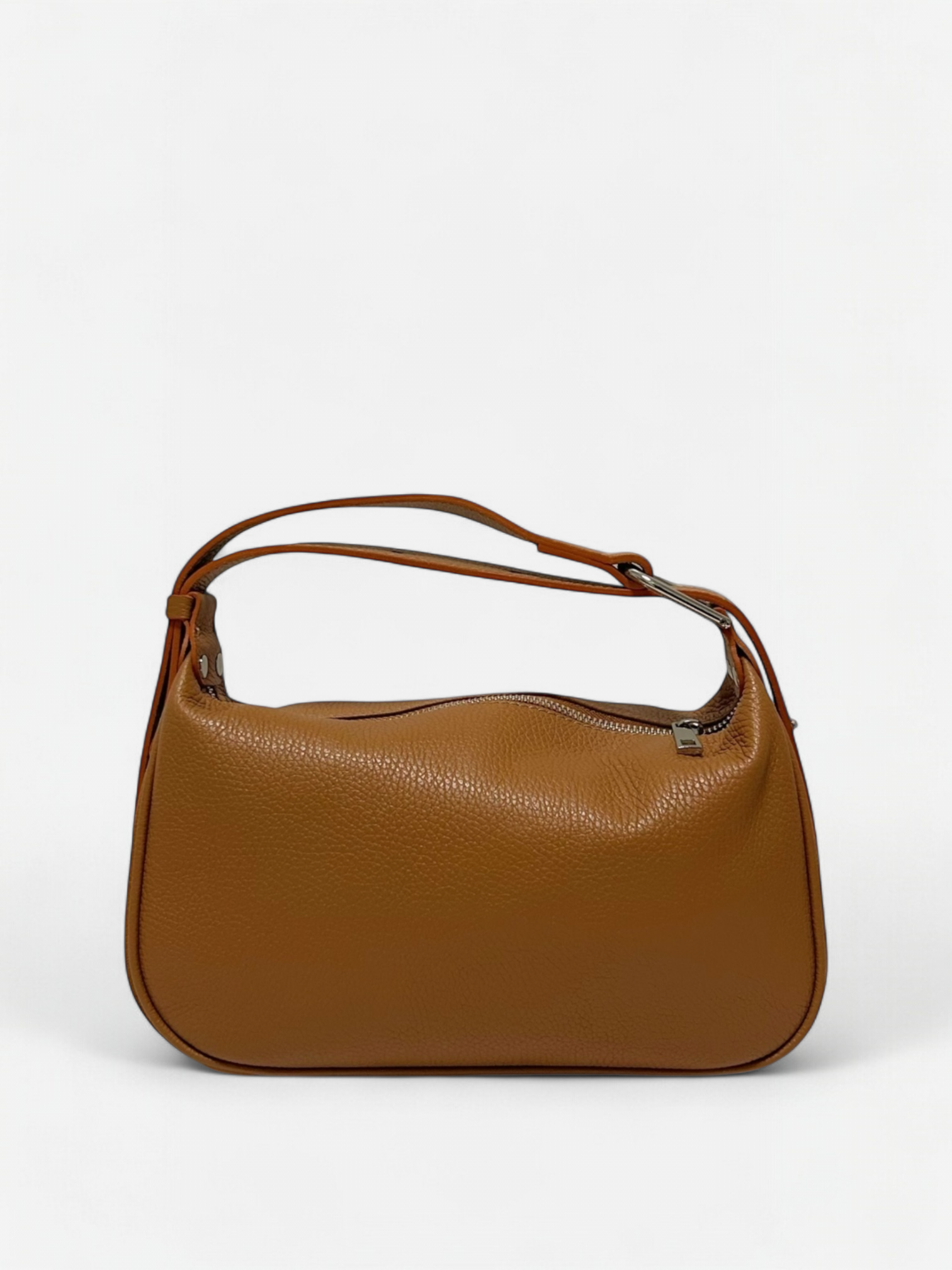 Nira-Borsa a mano