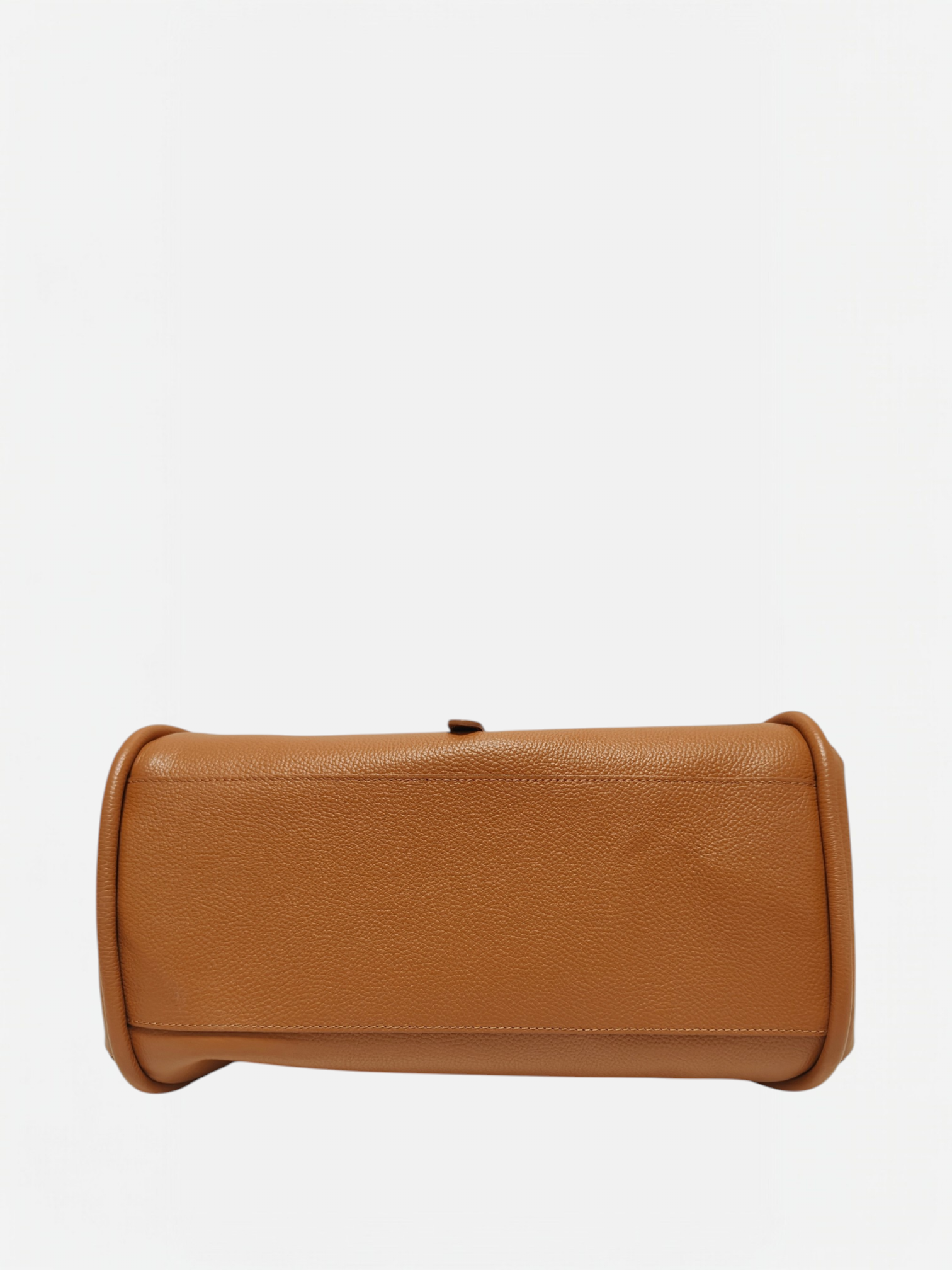 Valeria-Borsa a spalla