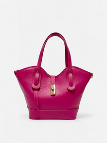 Nora-Borsa a spalla