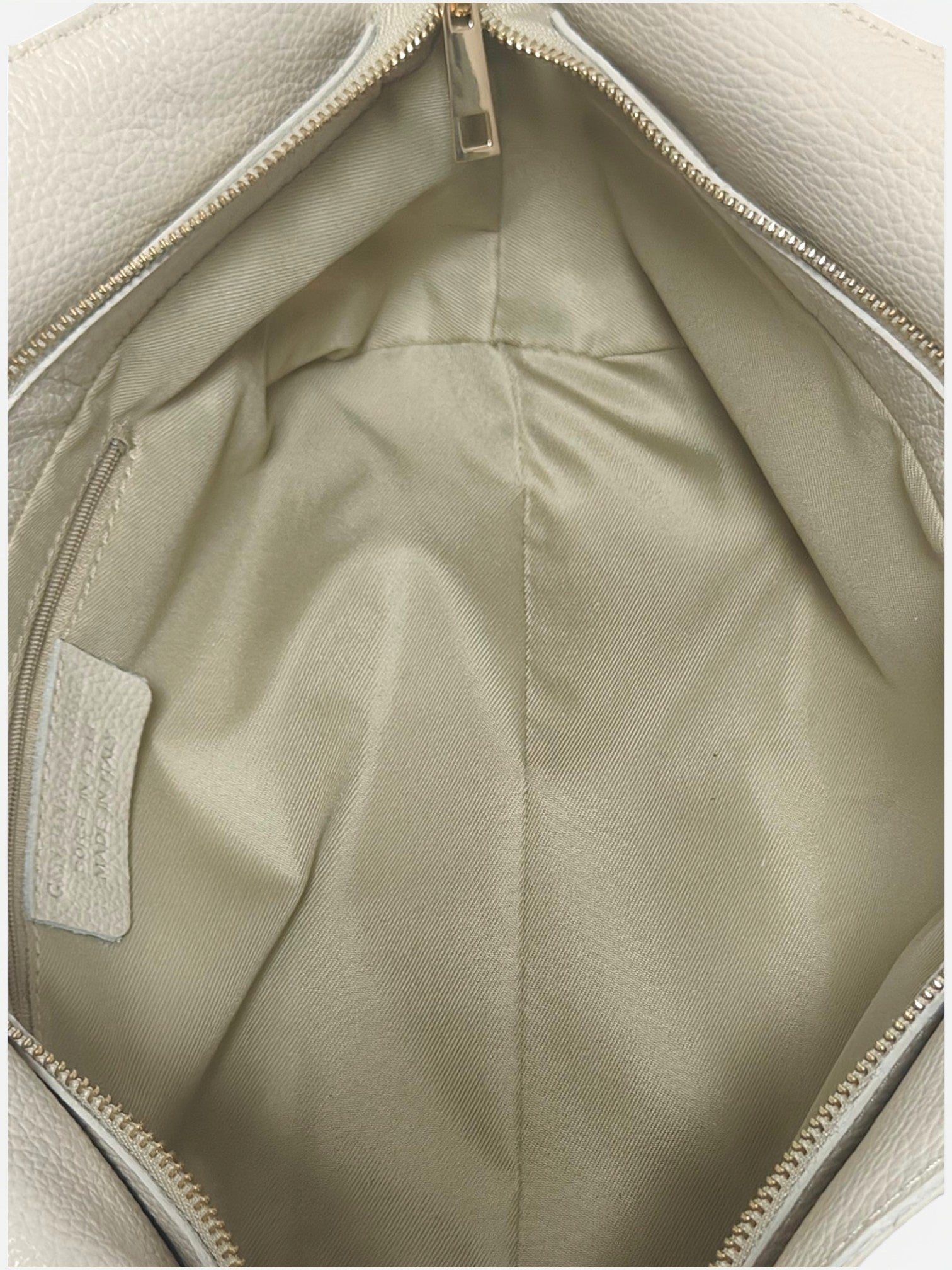 Livia-Borsa a spalla
