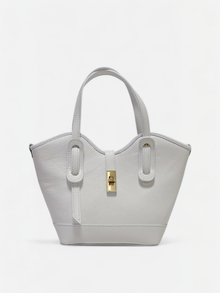 Nora-Borsa a spalla