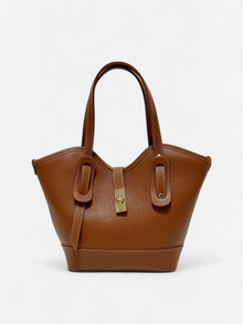 Nora-Borsa a spalla
